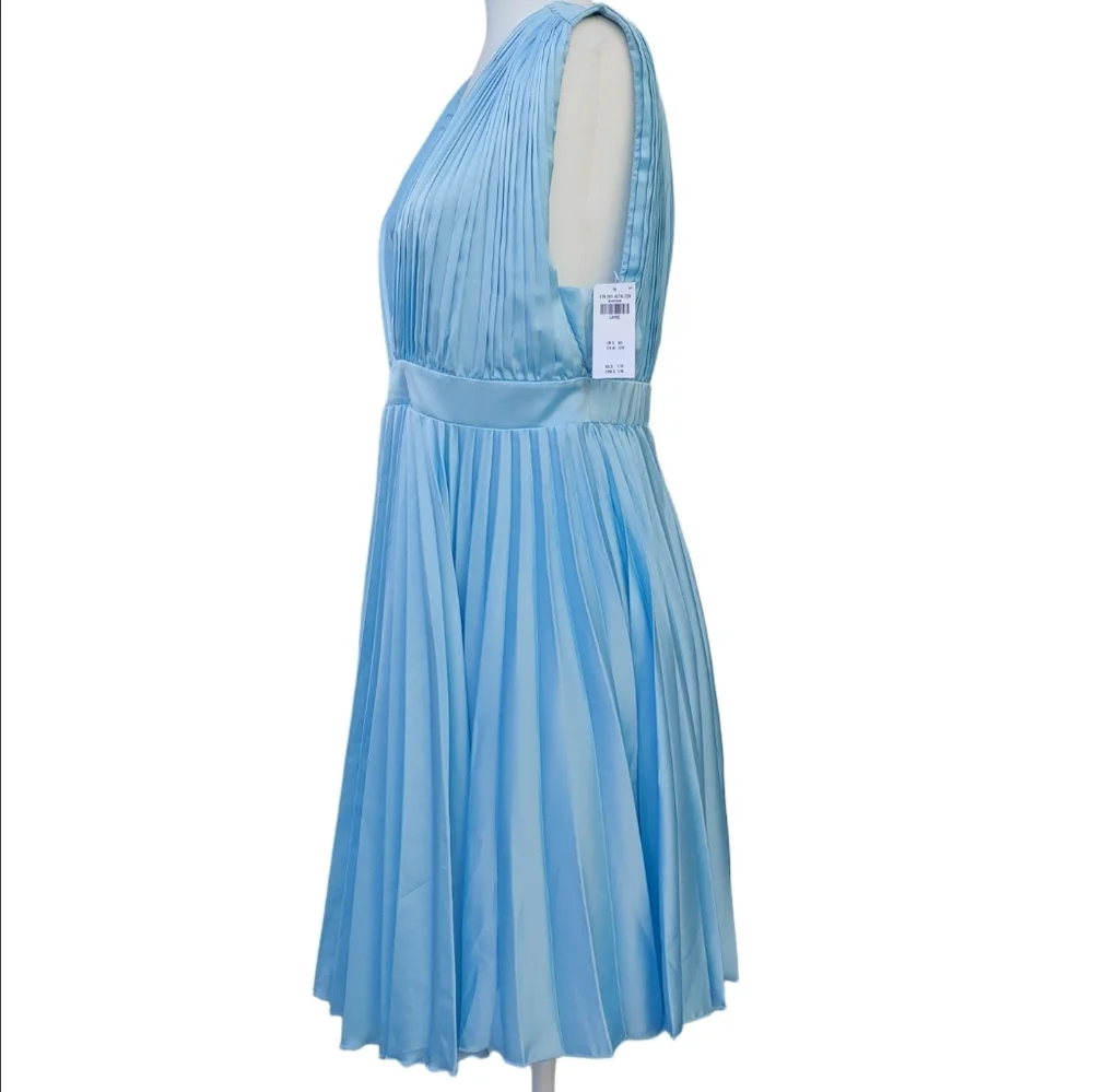 Abercrombie & Fitch Plunge Satin Pleated Formal Dress Sky Blue Women's Large NWT - Picture 12 of 17